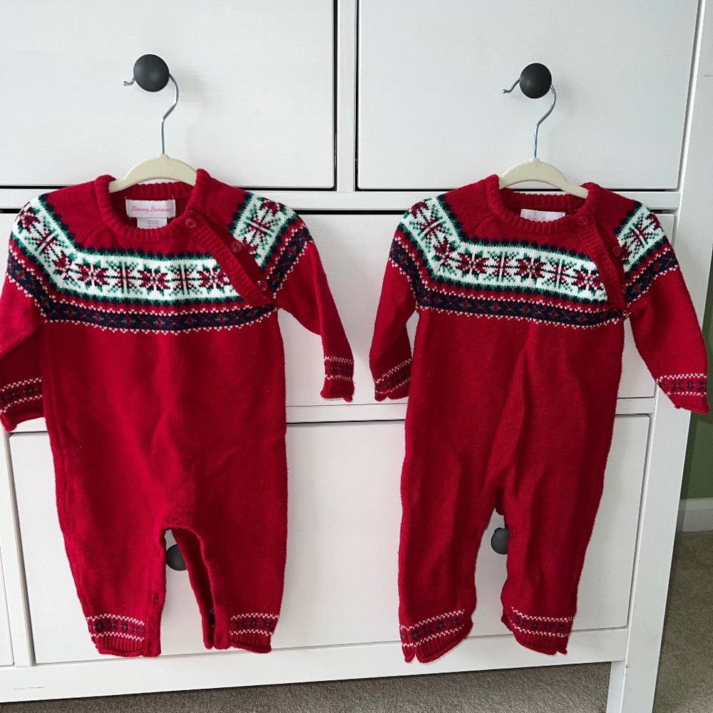 Tommy Bahamas Christmas outfit